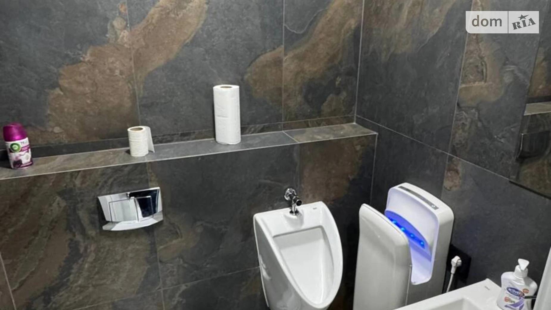 Продается офис 118.3 кв. м в бизнес-центре, цена: 250000 $ - фото 4