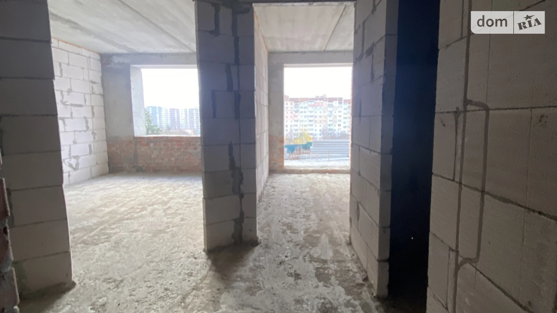 1-комнатная квартира 41.8 кв. м в Тернополе, ул. Владимира Великого - фото 2