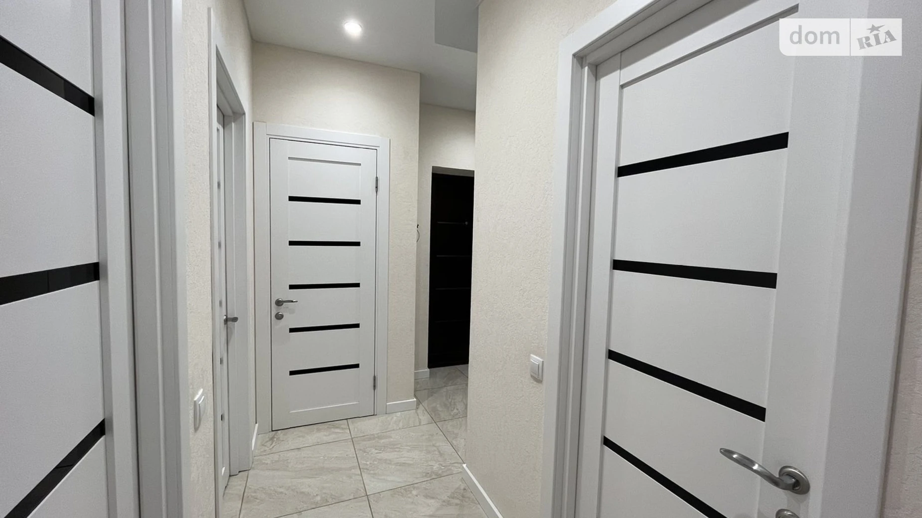 Сдается в аренду 2-комнатная квартира 60 кв. м в Виннице, ул. Трамвайная, 3В - фото 2