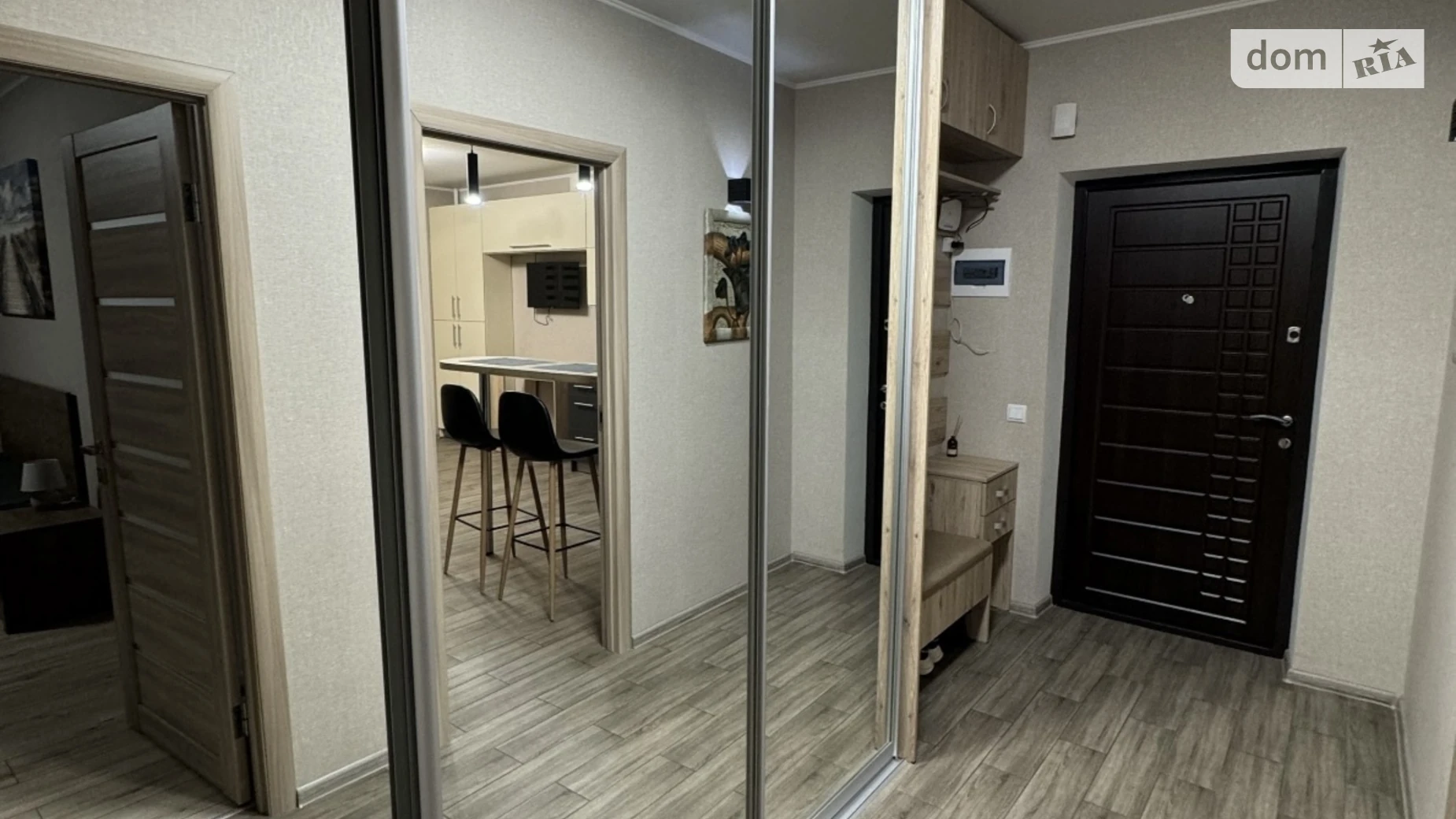 Продается 1-комнатная квартира 56 кв. м в Чернигове, ул. Михнюка Олега, 1А - фото 5