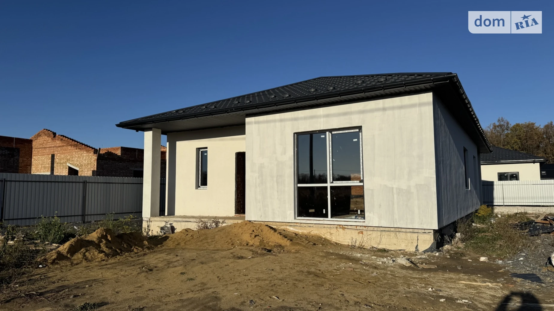 Продается одноэтажный дом 110 кв. м с беседкой, цена: 110000 $ - фото 3