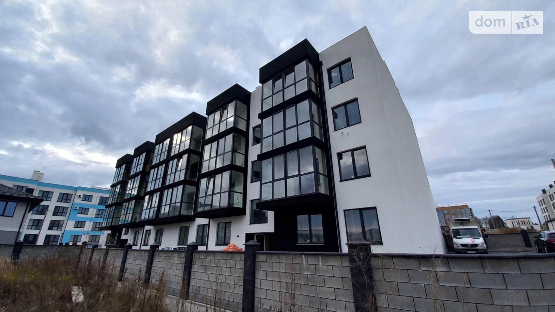 Продается 1-комнатная квартира 39.4 кв. м в Ровно, мас. Чаривный, 11 - фото 2