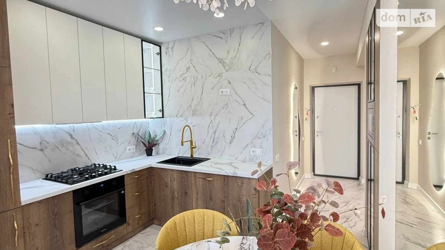 Продается 2-комнатная квартира 75 кв. м в Чернигове, ул. Лесная, 42 - фото 2