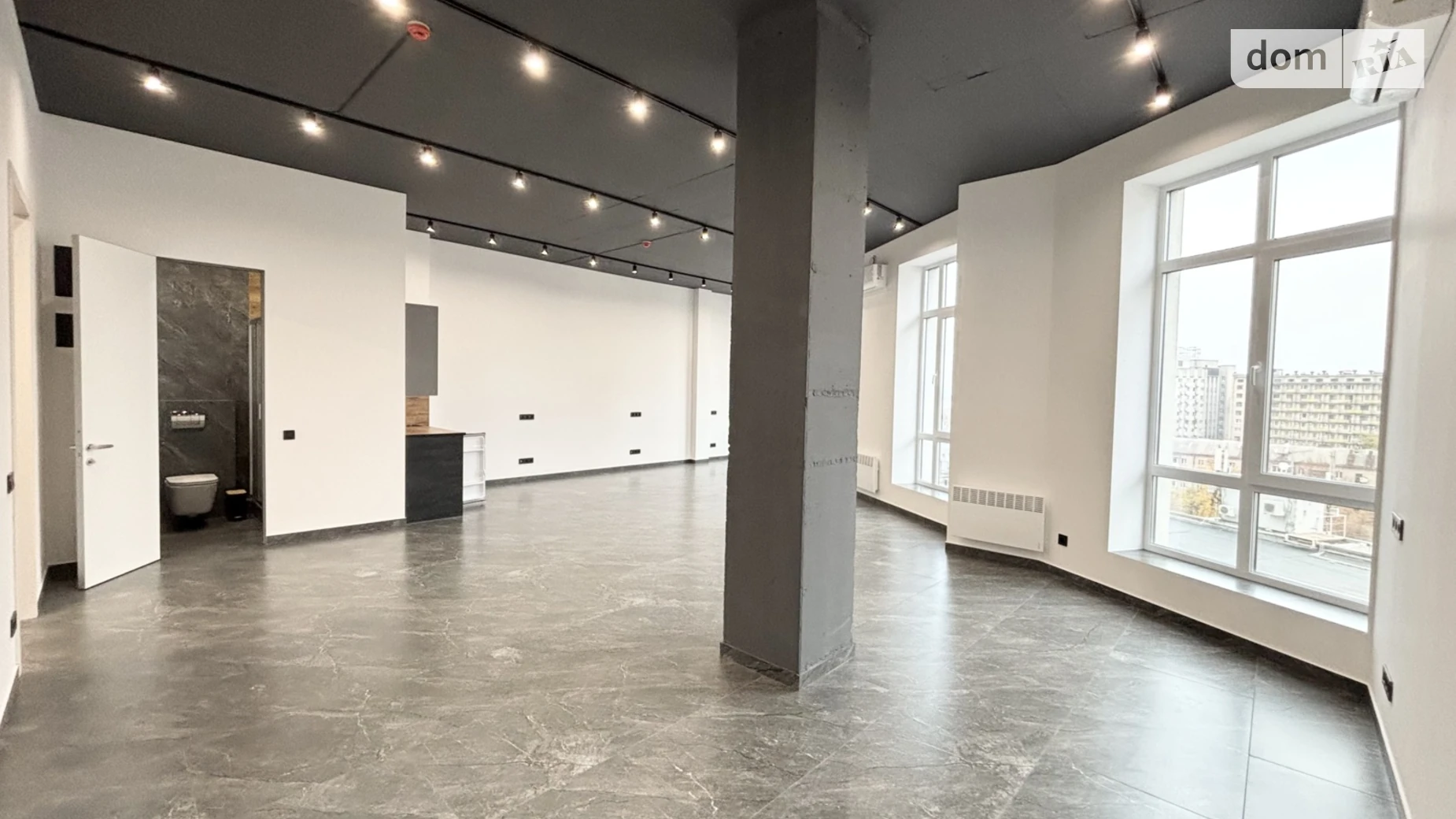 Сдается в аренду офис 61.9 кв. м в бизнес-центре, цена: 43000 грн - фото 2