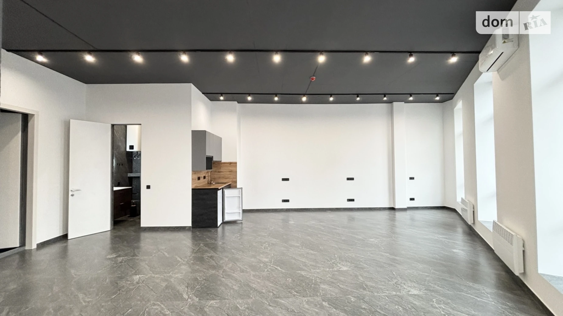 Сдается в аренду офис 61.9 кв. м в бизнес-центре, цена: 43000 грн - фото 5