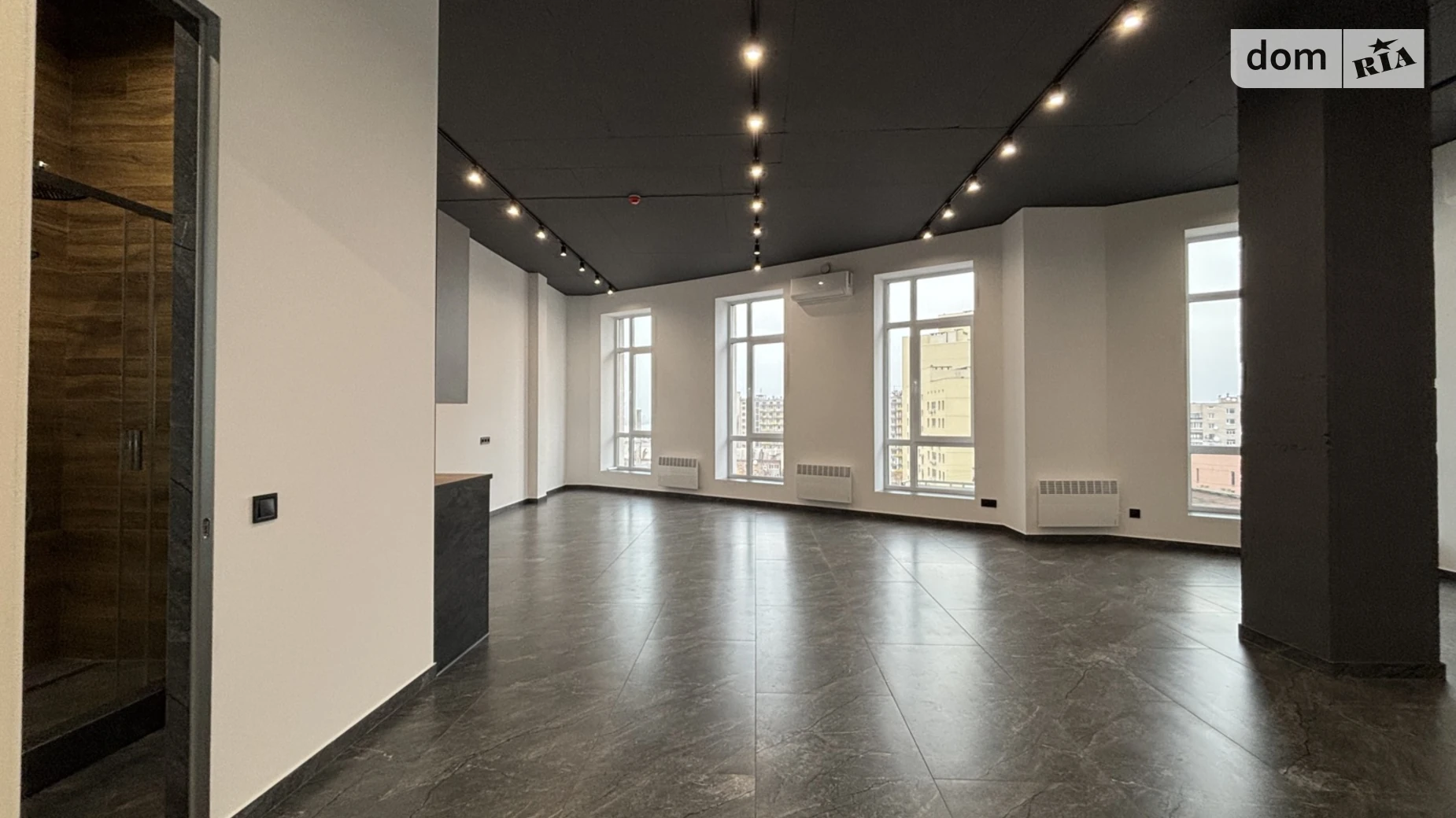 Сдается в аренду офис 61.9 кв. м в бизнес-центре, цена: 43000 грн - фото 4