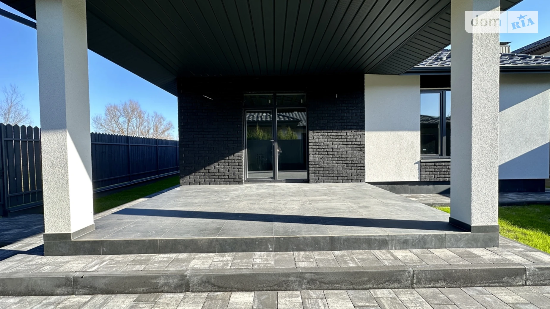 Продается одноэтажный дом 100 кв. м с террасой, цена: 120000 $ - фото 2