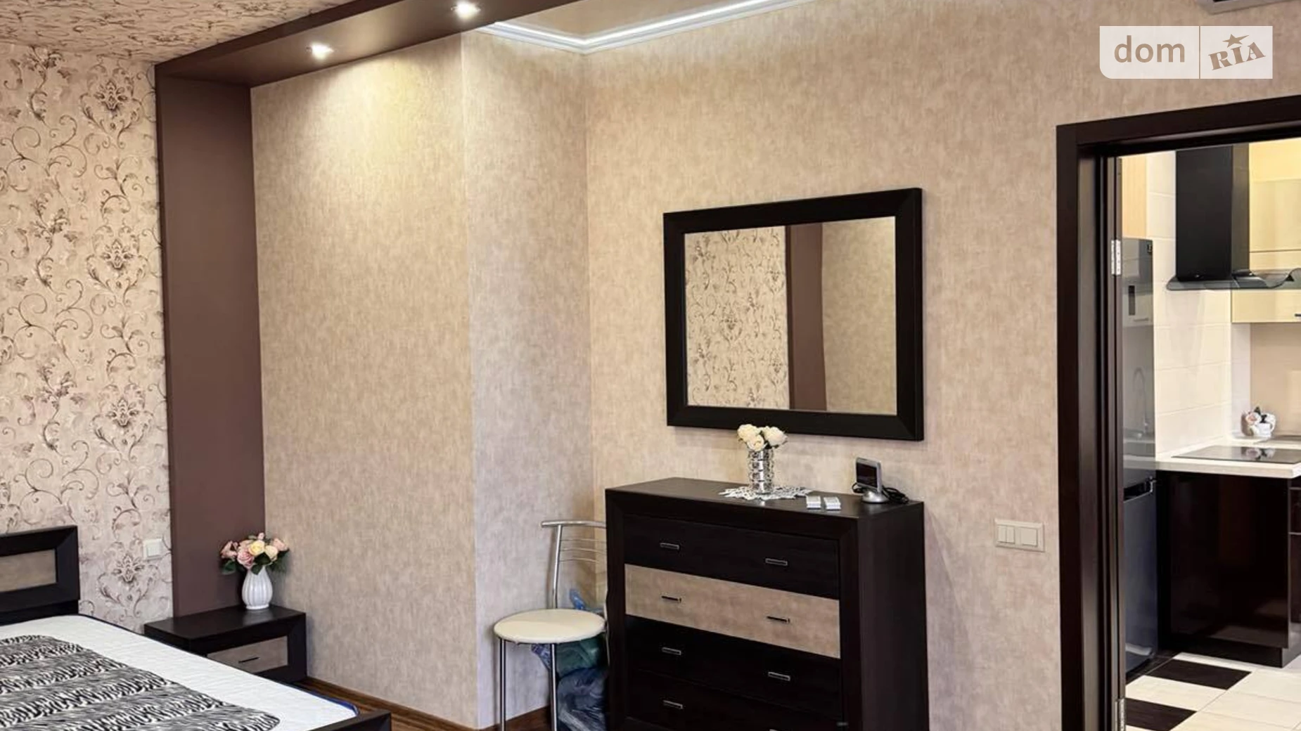 Продается 1-комнатная квартира 44.8 кв. м в Одессе, ул. Добровольцев(Маршала Говорова), 10/6 корпус 2 - фото 4