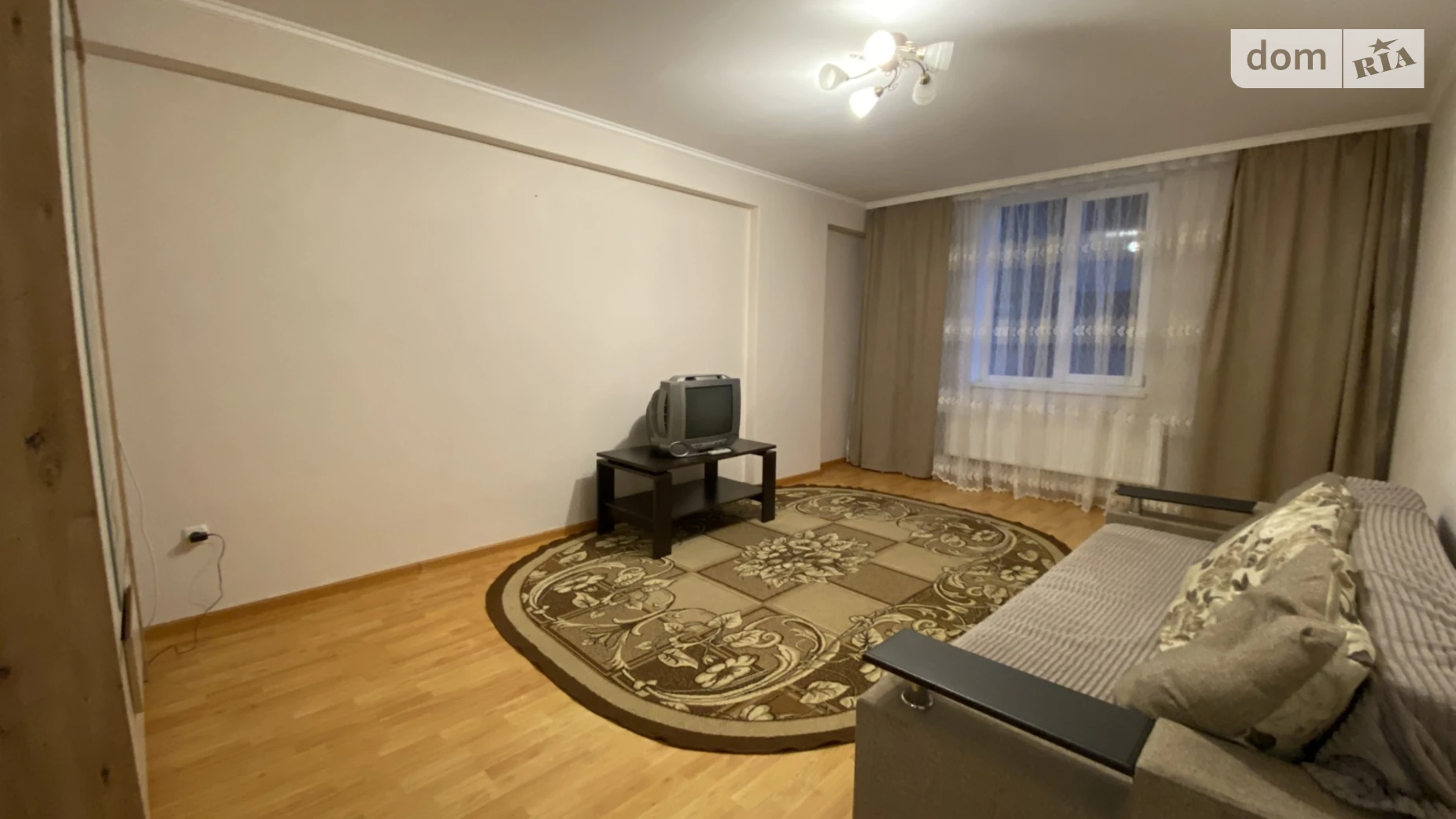 2-комнатная квартира 67 кв. м в Тернополе, ул. Троллейбусная - фото 3