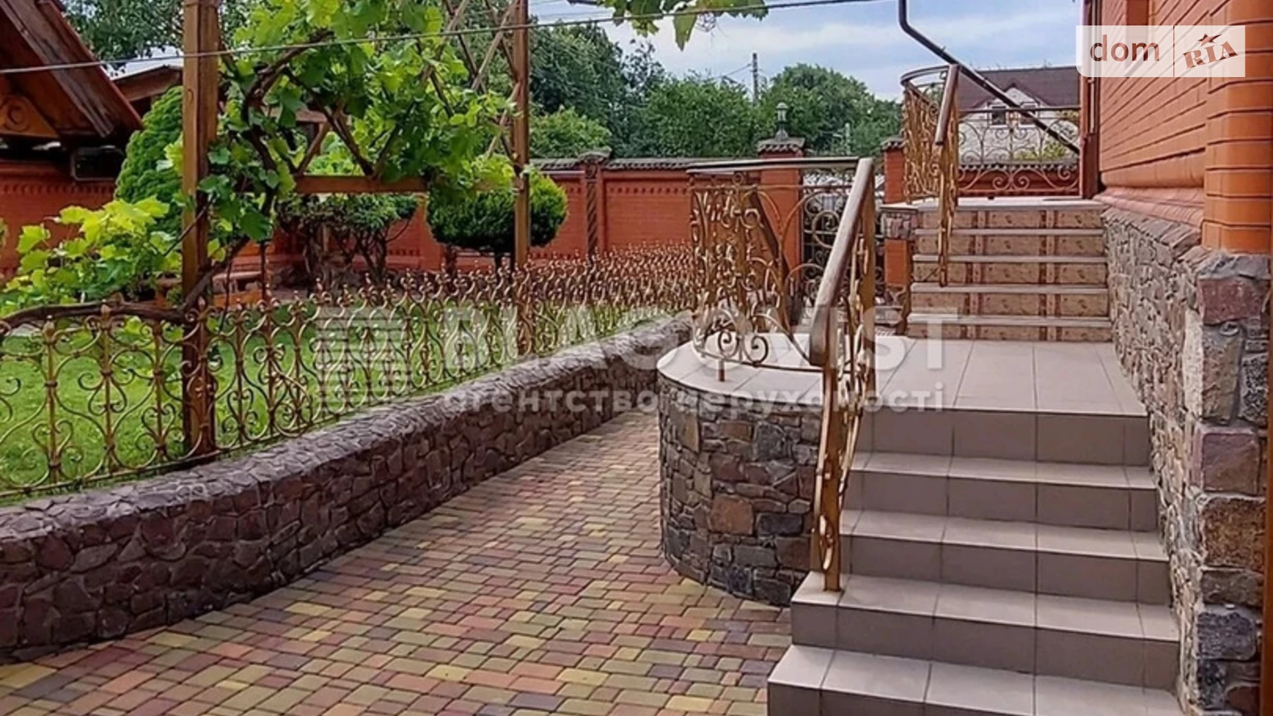 Продається будинок 3 поверховий 285 кв. м з верандою, цена: 300000 $ - фото 4