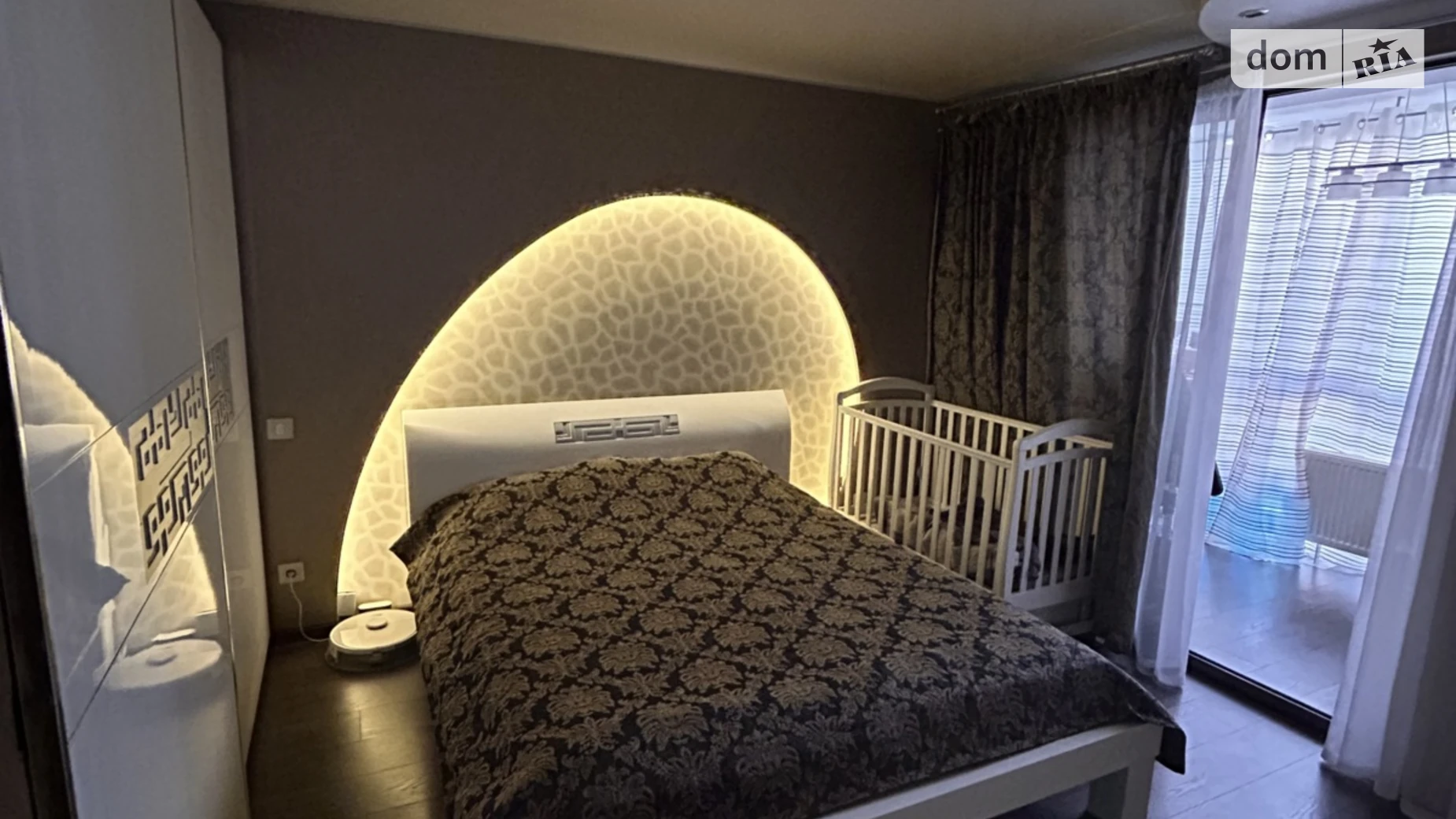 Продается 2-комнатная квартира 77.2 кв. м в Петропавловской Борщаговке, ул. Соборная(Ленина), 10А - фото 3