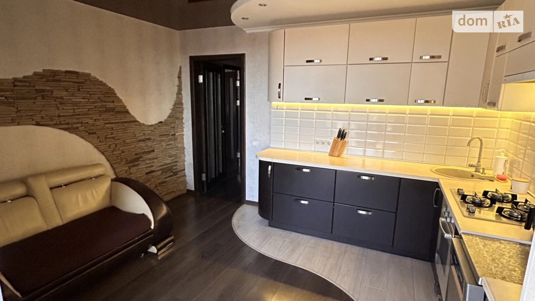 Продается 2-комнатная квартира 77.2 кв. м в Петропавловской Борщаговке, ул. Соборная(Ленина), 10А - фото 4