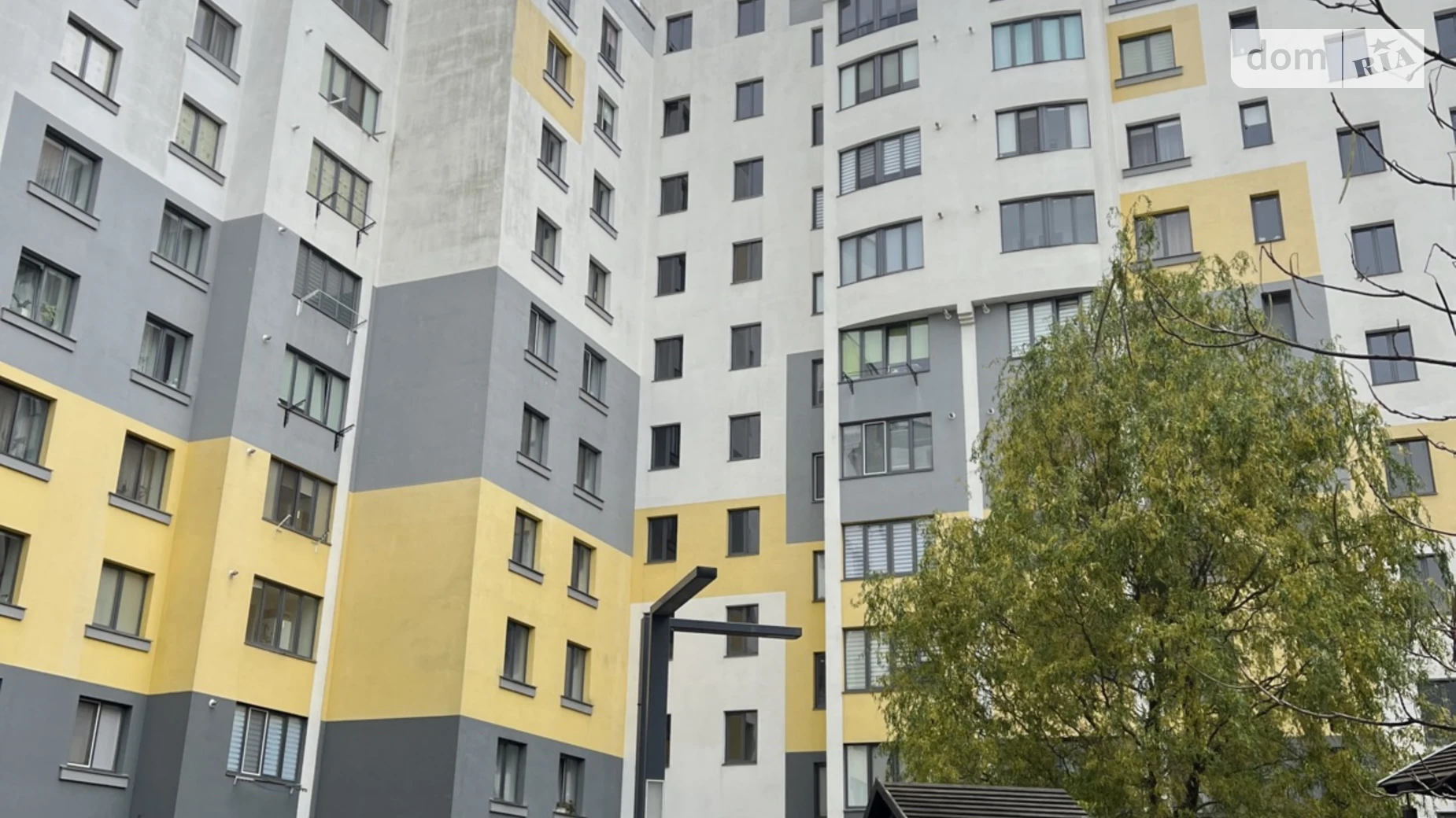 Продается 2-комнатная квартира 67 кв. м в Ивано-Франковске, ул. Довженко А., 51 - фото 2