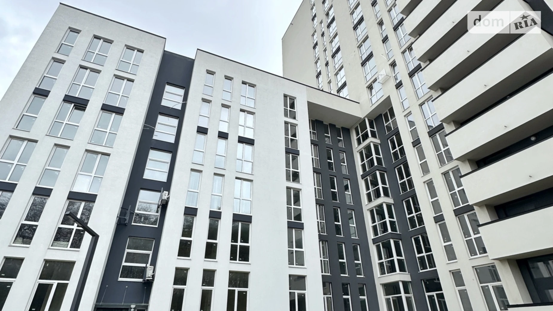 Продается 1-комнатная квартира 46.1 кв. м в Львове, ул. Владимира Великого, 10 - фото 2