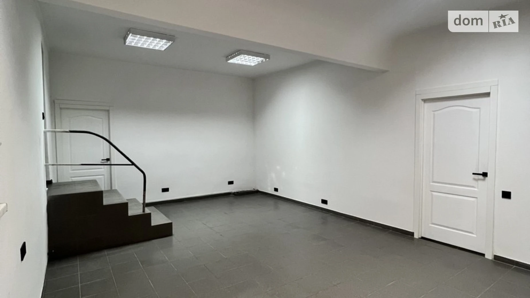 Здається в оренду приміщення вільного призначення 120 кв. м в 8-поверховій будівлі, цена: 34000 грн - фото 4