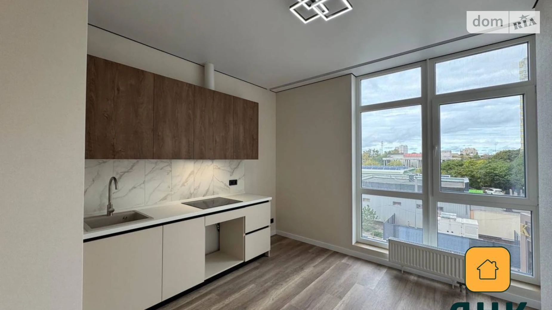 Продается 2-комнатная квартира 67 кв. м в Одессе, ул. Краснова, 3 корпус 65 - фото 5