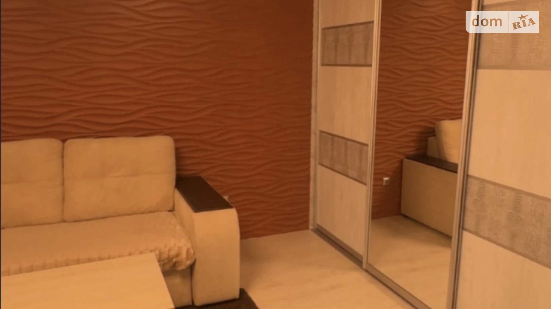 1-комнатная квартира 45 кв. м в Тернополе, ул. Галицкая - фото 4