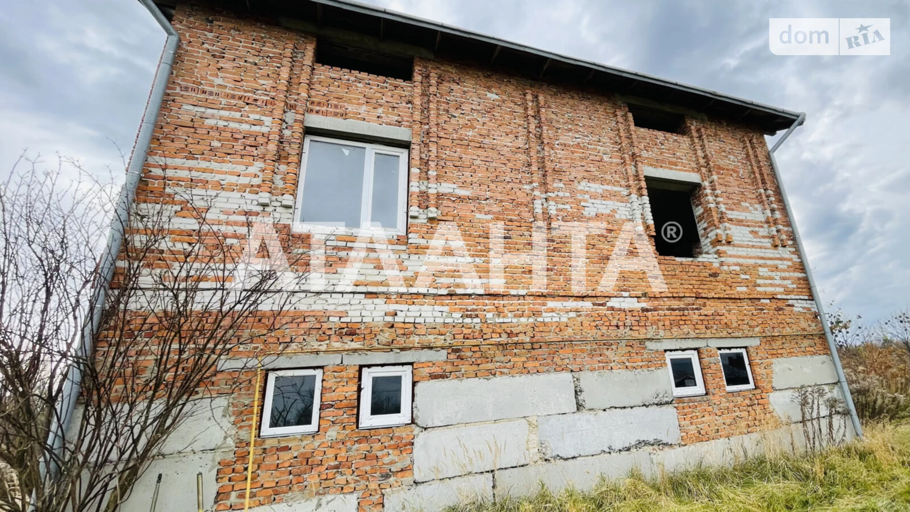 Продается дом на 2 этажа 327 кв. м с подвалом, цена: 104000 $ - фото 2