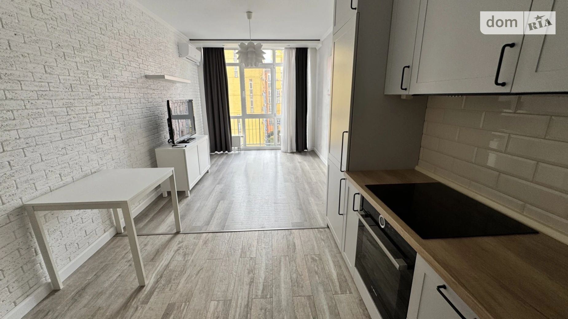 Продается 2-комнатная квартира 62 кв. м в Киеве, ул. Регенераторная, 4 корпус 7 - фото 2