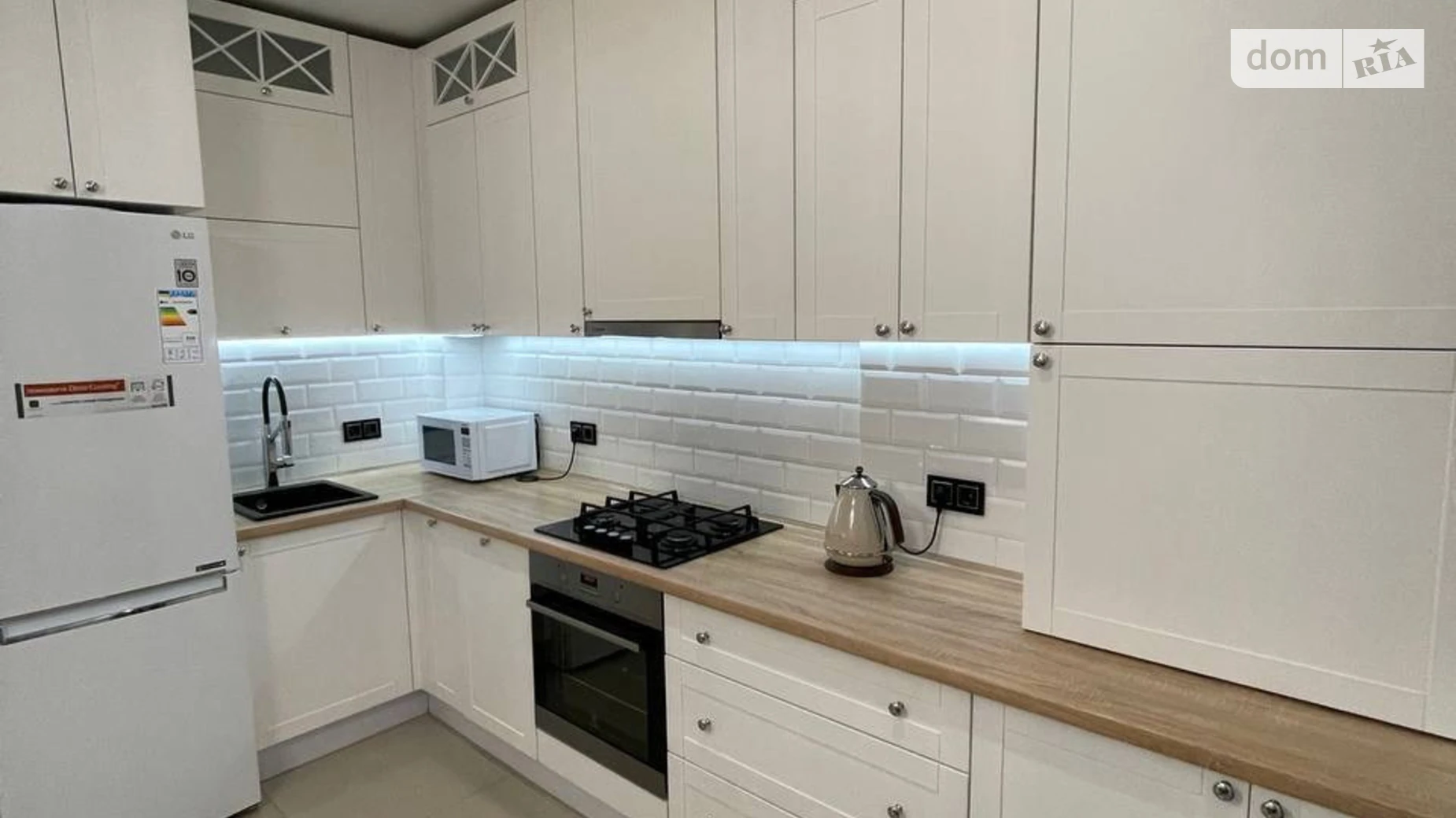 Сдается в аренду 1-комнатная квартира 39.9 кв. м в Софиевской Борщаговке, просп. Героев Небесной Сотни, 16/4 - фото 2