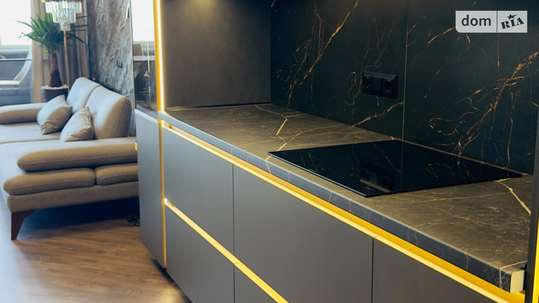 Продается 3-комнатная квартира 110 кв. м в Черкассах, ул. Гоголя, 302 - фото 3