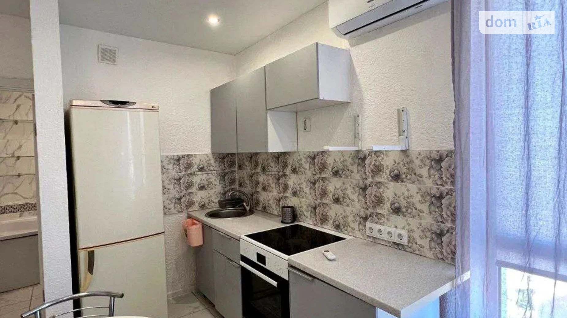 Сдается в аренду 2-комнатная квартира 51 кв. м в Одессе, ул. Марсельская, 56 - фото 4