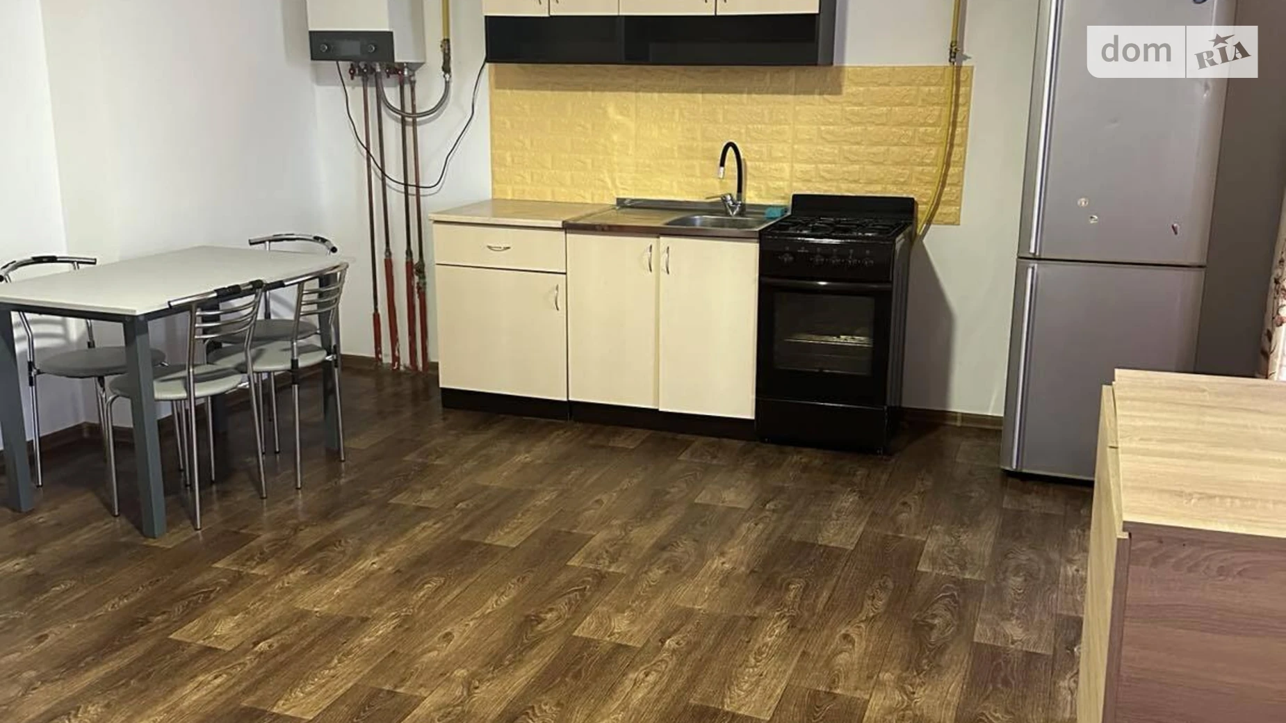 Сдается в аренду 1-комнатная квартира 36 кв. м в Брюховичах, ул. Лекарственная, 12А - фото 2