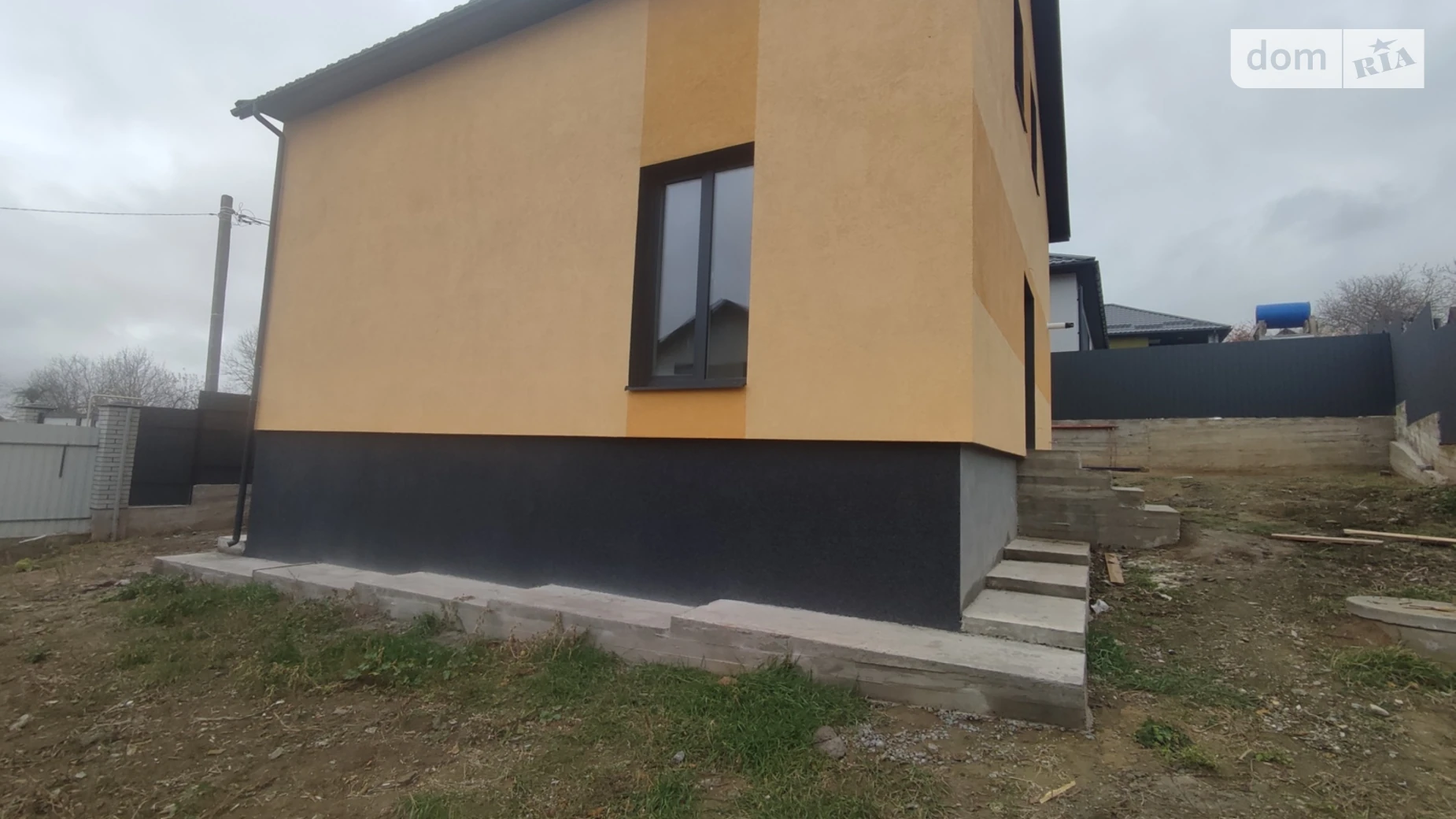 Продается дом на 2 этажа 126 кв. м с подвалом, цена: 86000 $ - фото 2