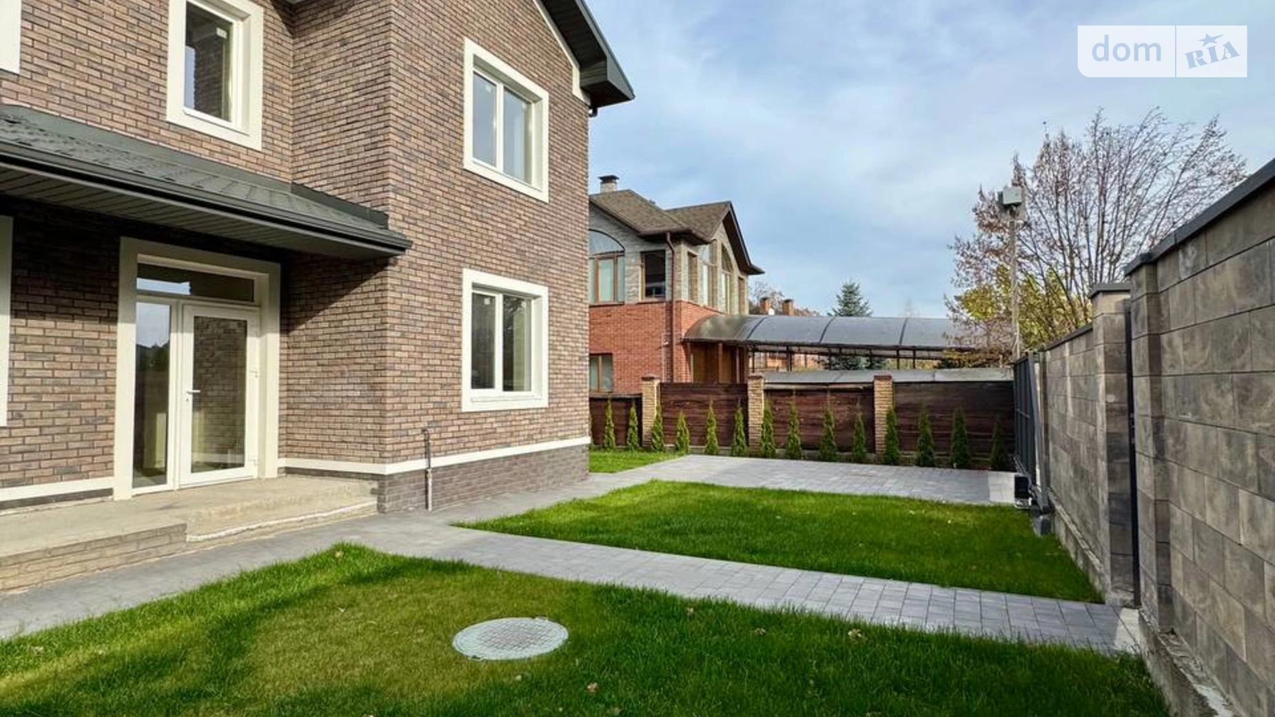 Продается дом на 2 этажа 200 кв. м с беседкой, цена: 280000 $ - фото 2