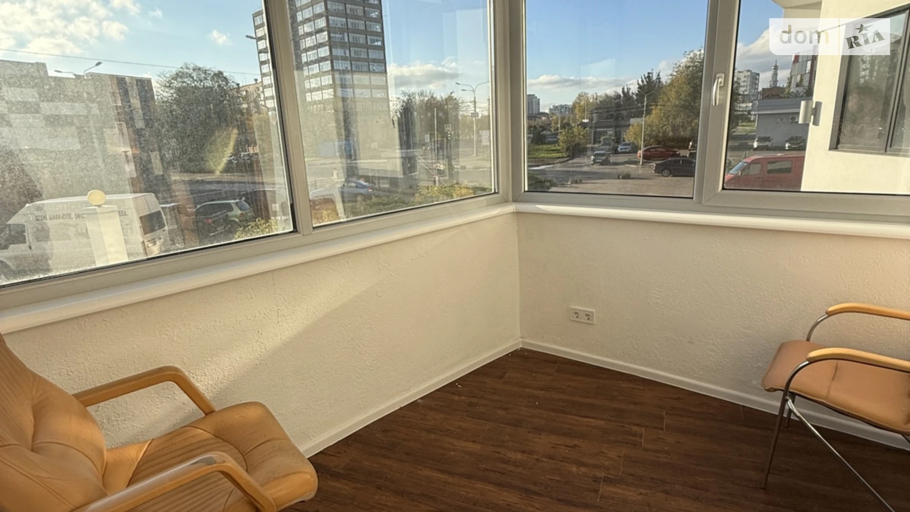 Сдается в аренду офис 50 кв. м в бизнес-центре, цена: 15000 грн - фото 3