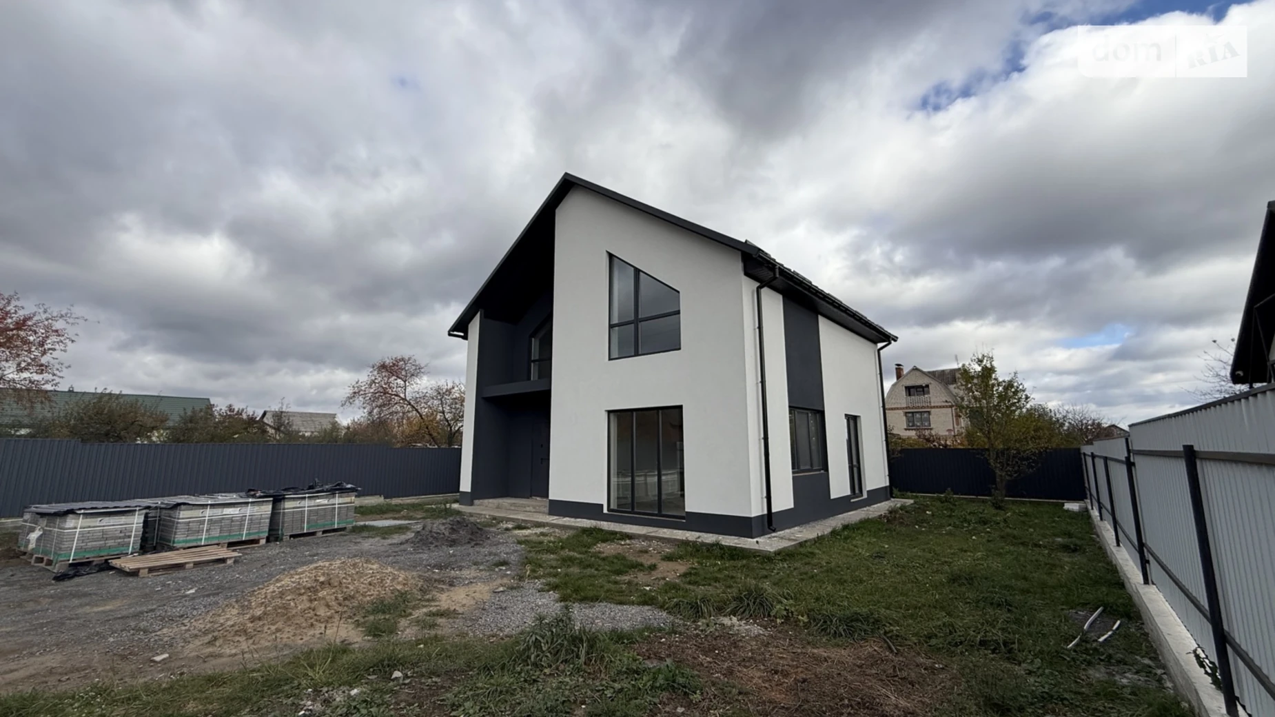 Продается дом на 2 этажа 120 кв. м с верандой, цена: 78000 $ - фото 4