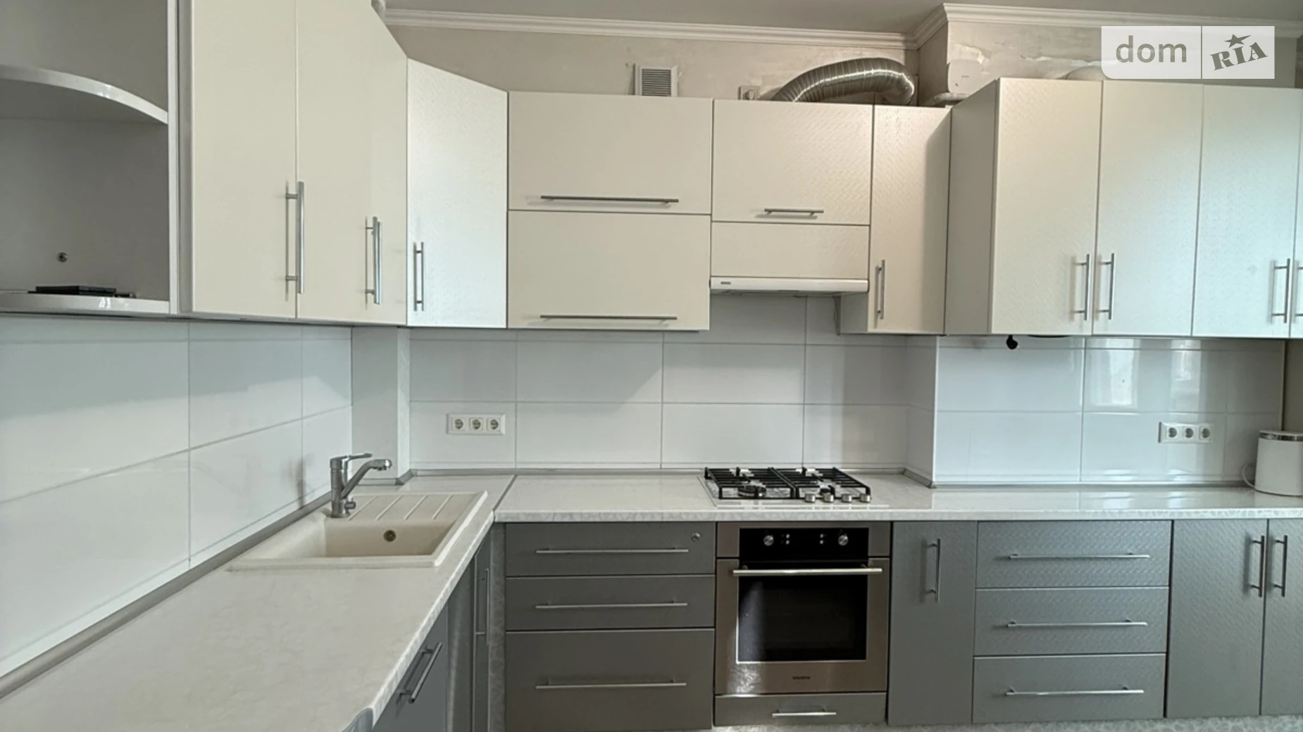 Сдается в аренду 1-комнатная квартира 53 кв. м в Львове, просп. Красной Калины - фото 2