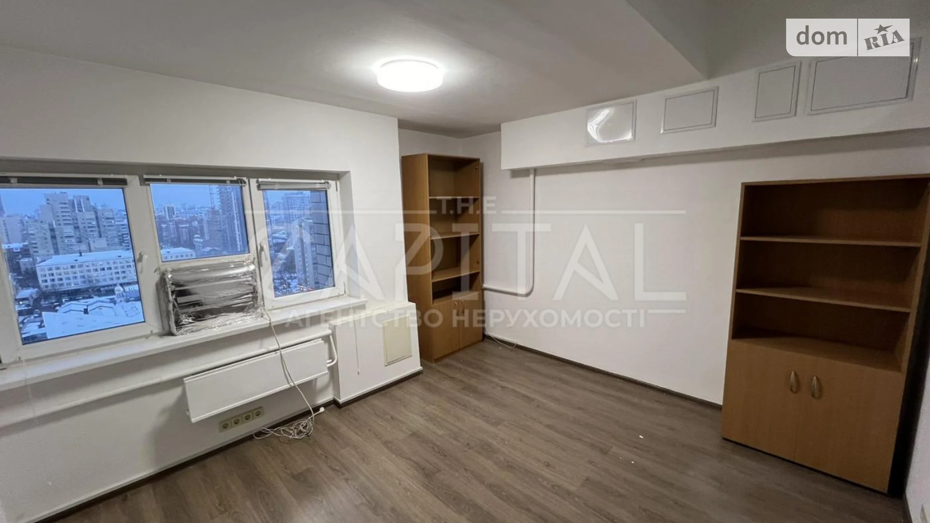 Продается офис 160 кв. м в бизнес-центре, цена: 275000 $ - фото 2