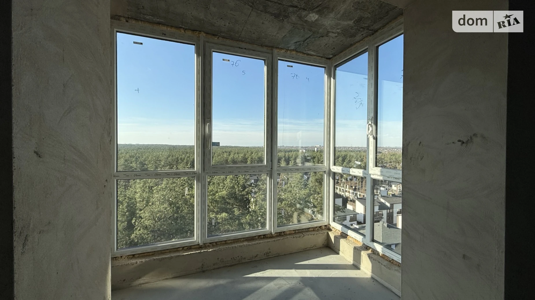 Продается 3-комнатная квартира 96 кв. м в Гостомеле, ул. Соборная, 1 - фото 3