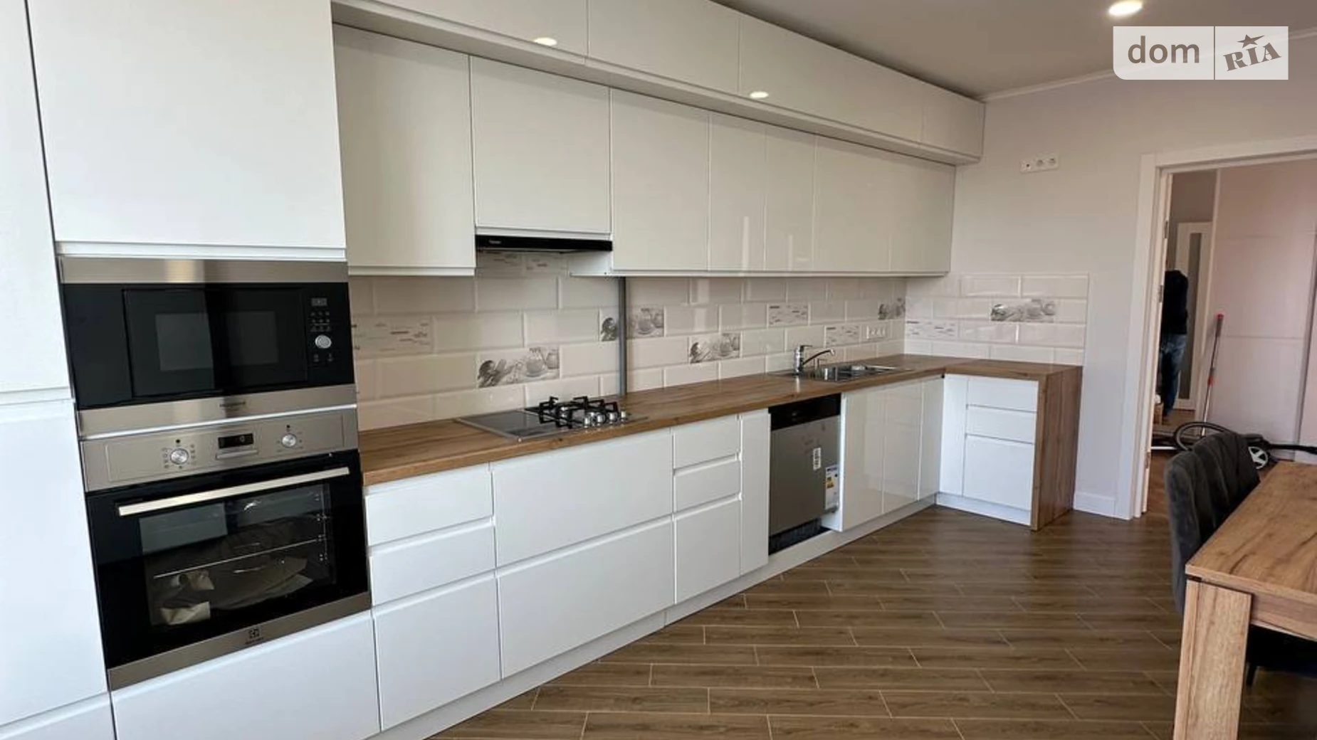 Сдается в аренду 3-комнатная квартира 94 кв. м в Криховцах, ул. Слободская - фото 2