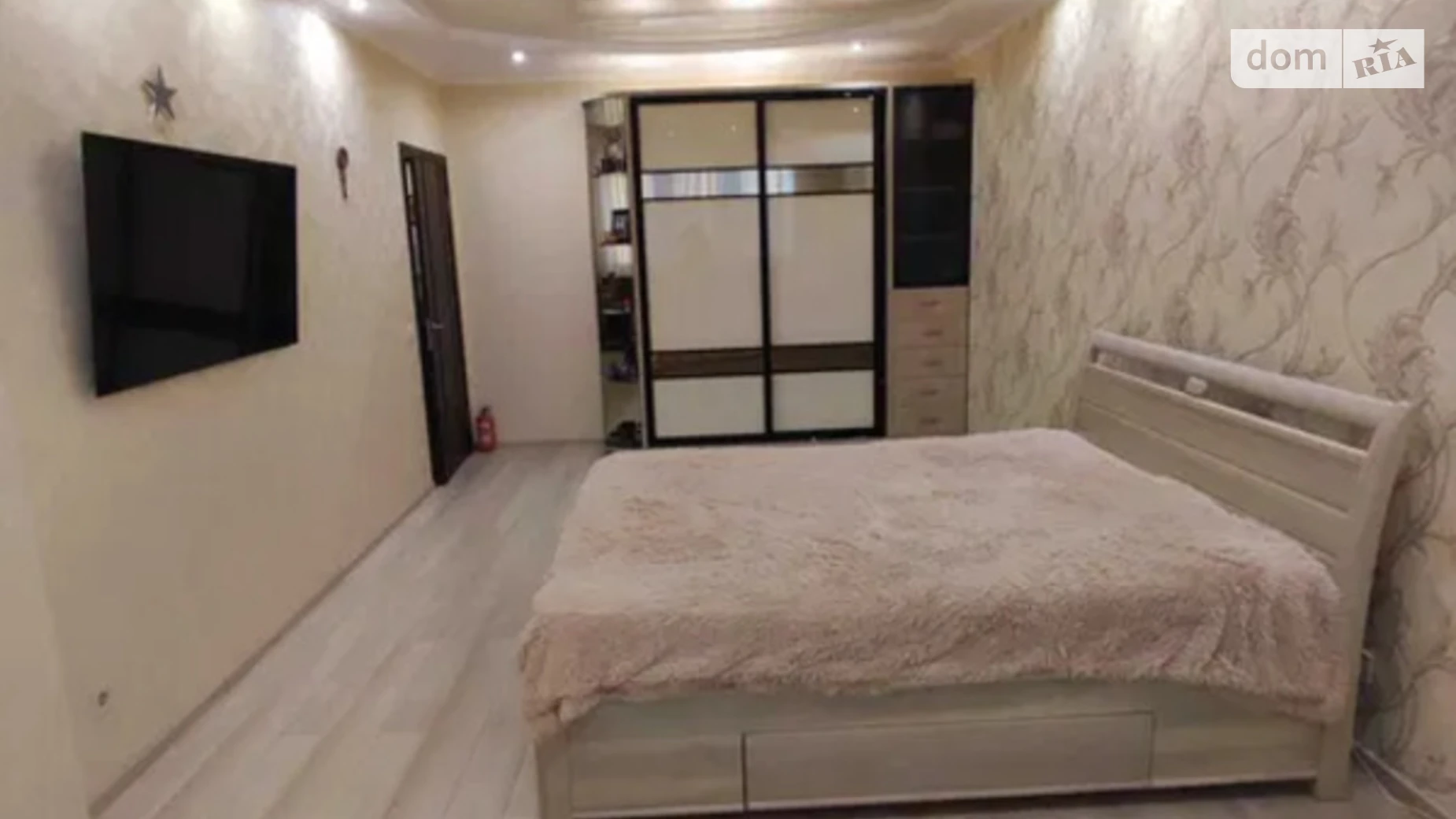 Продается 3-комнатная квартира 102.6 кв. м в Киеве, ул. Ревуцкого, 7В - фото 4