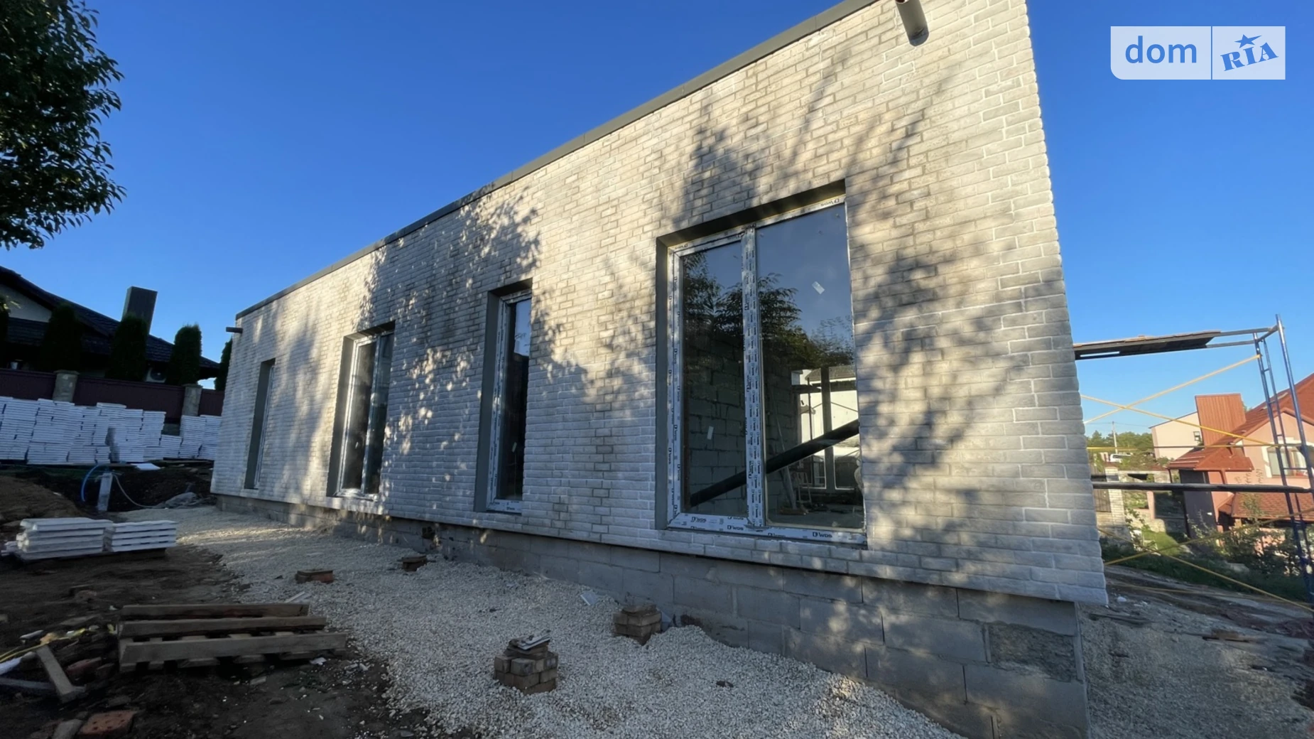 Продается одноэтажный дом 112 кв. м с садом, цена: 95000 $ - фото 2