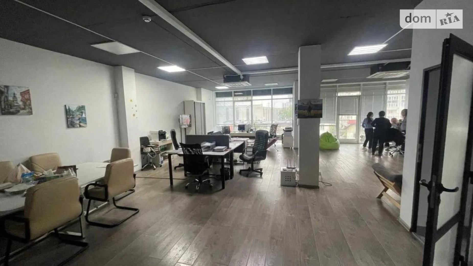 Сдается в аренду офис 130 кв. м в бизнес-центре, цена: 1690 $ - фото 3