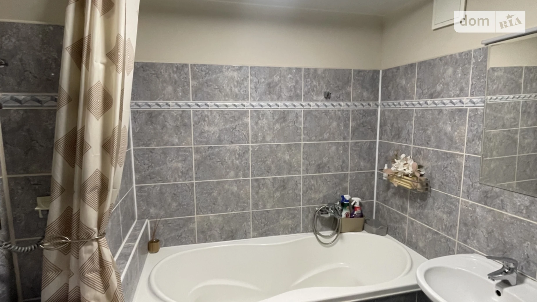 Продается 2-комнатная квартира 56 кв. м в Хмельницком, цена: 57800 $ - фото 3