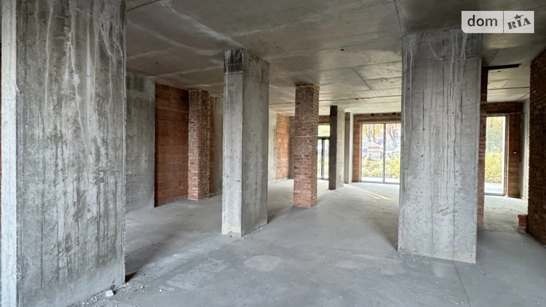 Продается помещения свободного назначения 137 кв. м в 4-этажном здании, цена: 300000 $ - фото 4