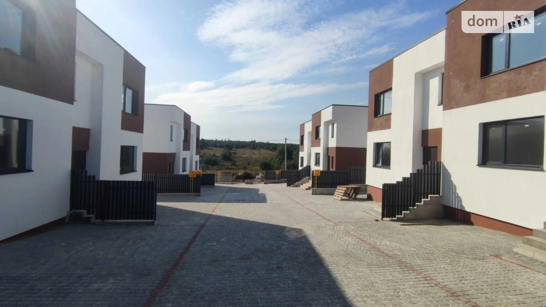 Продается дом на 2 этажа 120 кв. м с баней/сауной, цена: 93000 $ - фото 2