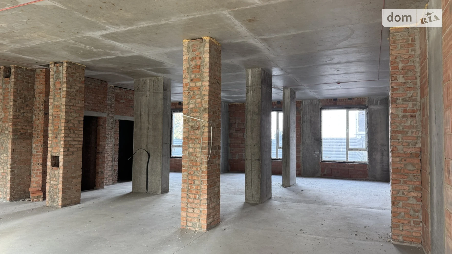 Продается помещения свободного назначения 137 кв. м в 4-этажном здании, цена: 300000 $ - фото 3