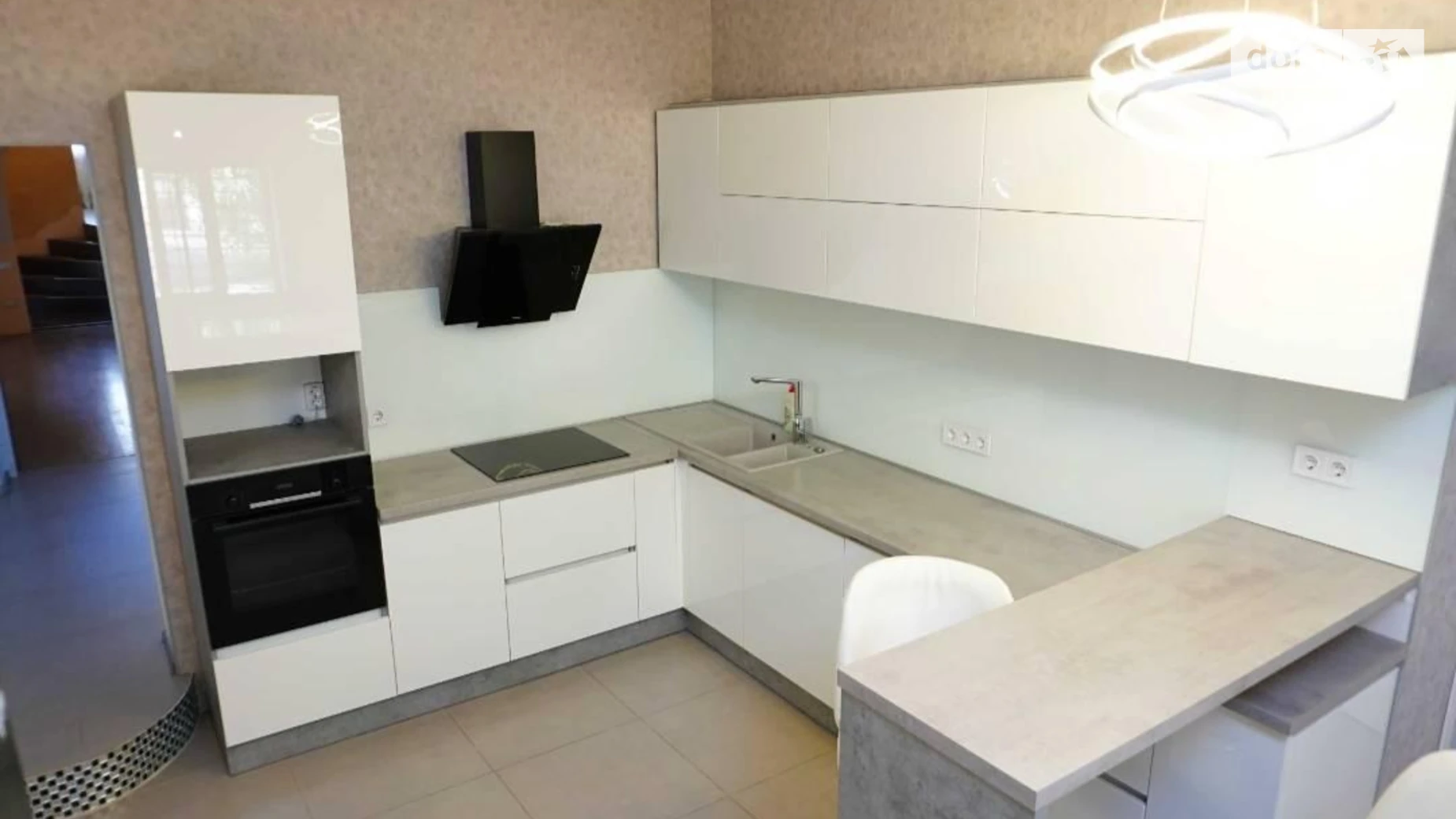 Продается дом на 2 этажа 210 кв. м с мансардой, цена: 167000 $ - фото 2