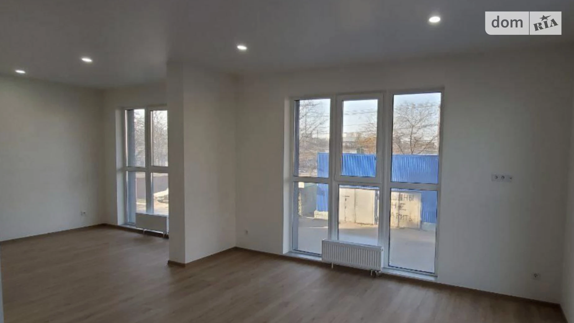 Продается 1-комнатная квартира 42 кв. м в Одессе, ул. Раскидайловская, 67 - фото 2