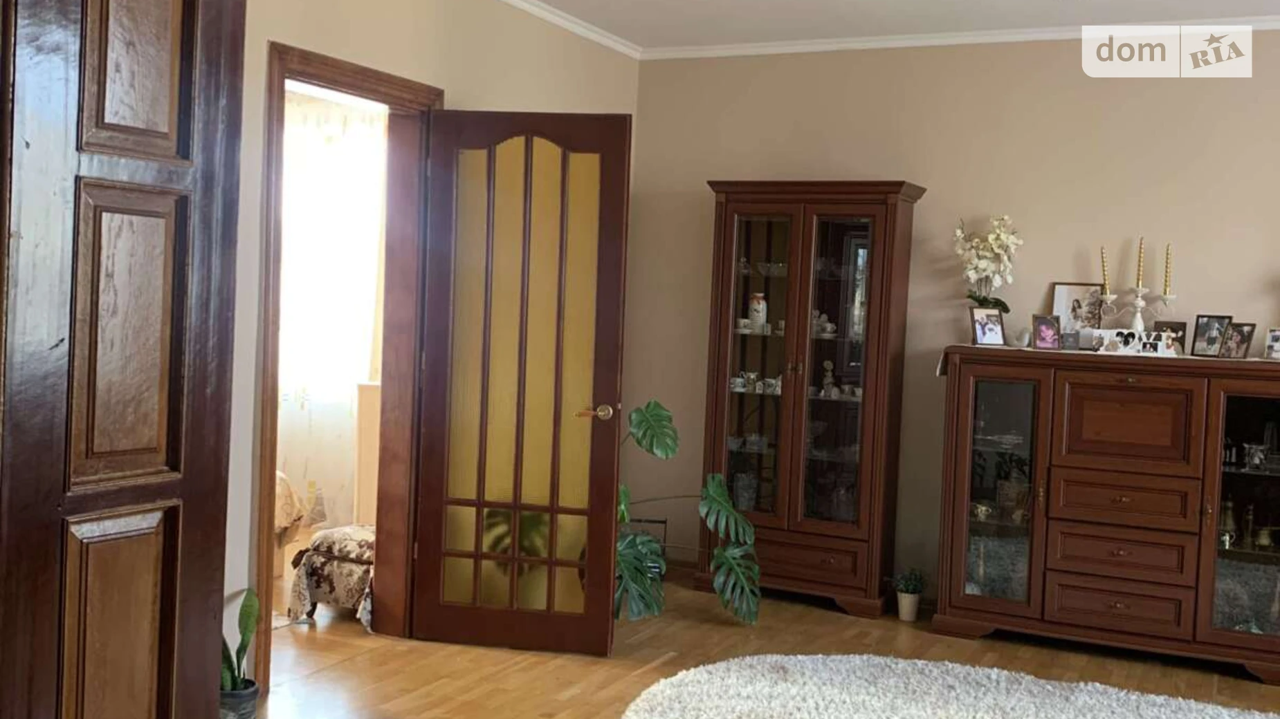 Продается дом на 2 этажа 325.8 кв. м с бассейном, цена: 98000 $ - фото 2