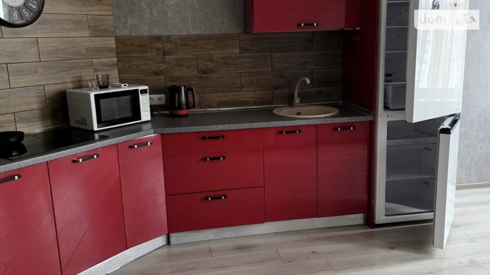 Продается 2-комнатная квартира 54 кв. м в Харькове, ул. Клочковская, 117 - фото 2