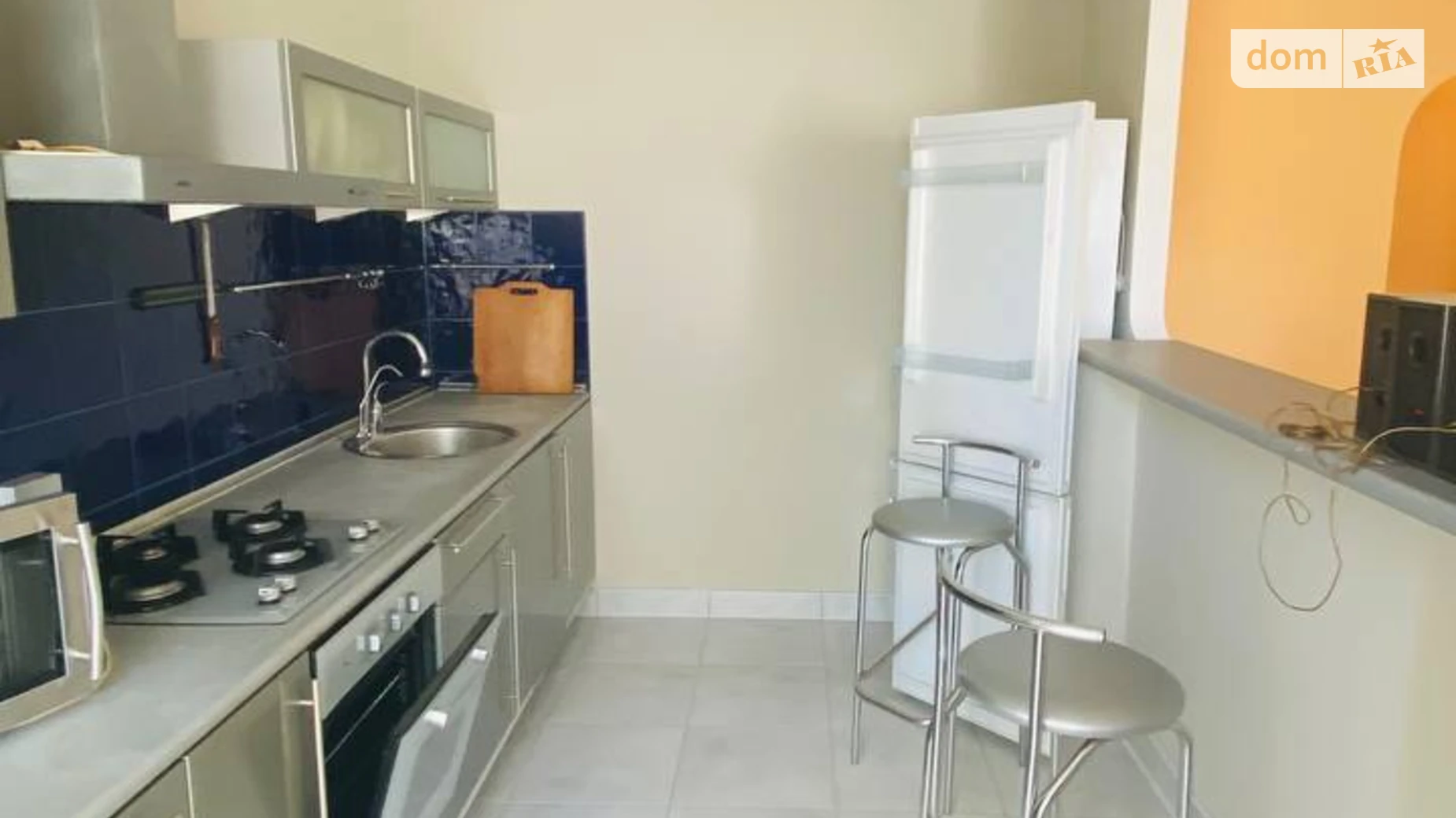 3-комнатная квартира 80 кв. м в Тернополе, ул. Шептицкого Андрея Митрополита, 1 - фото 3