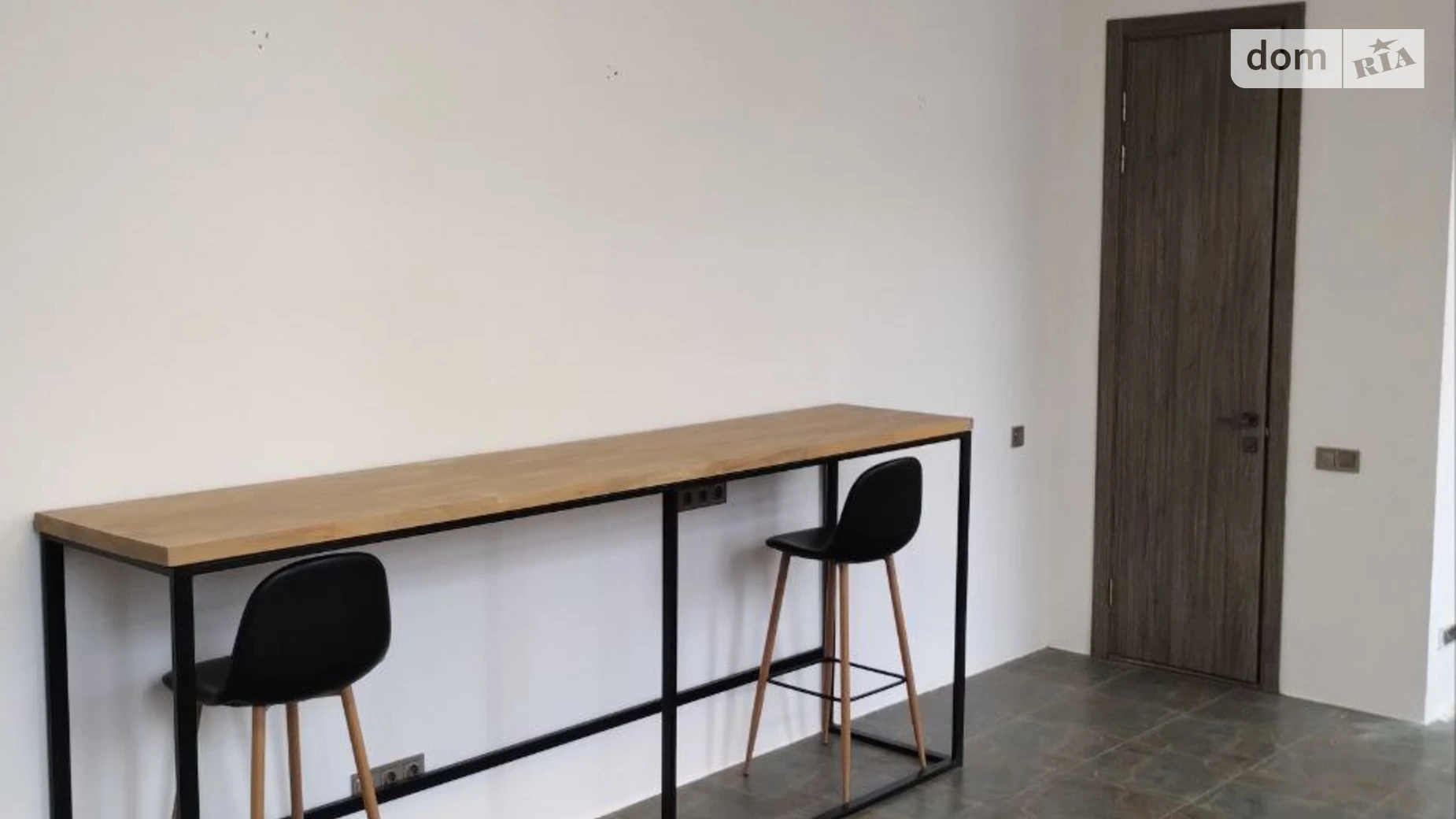 Продается офис 39.9 кв. м в бизнес-центре, цена: 120000 € - фото 3