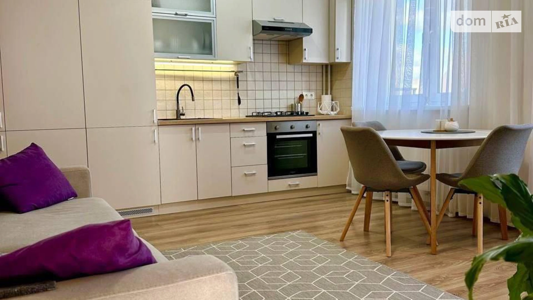 Продается 1-комнатная квартира 46 кв. м в Львове, ул. Родниковая - фото 4