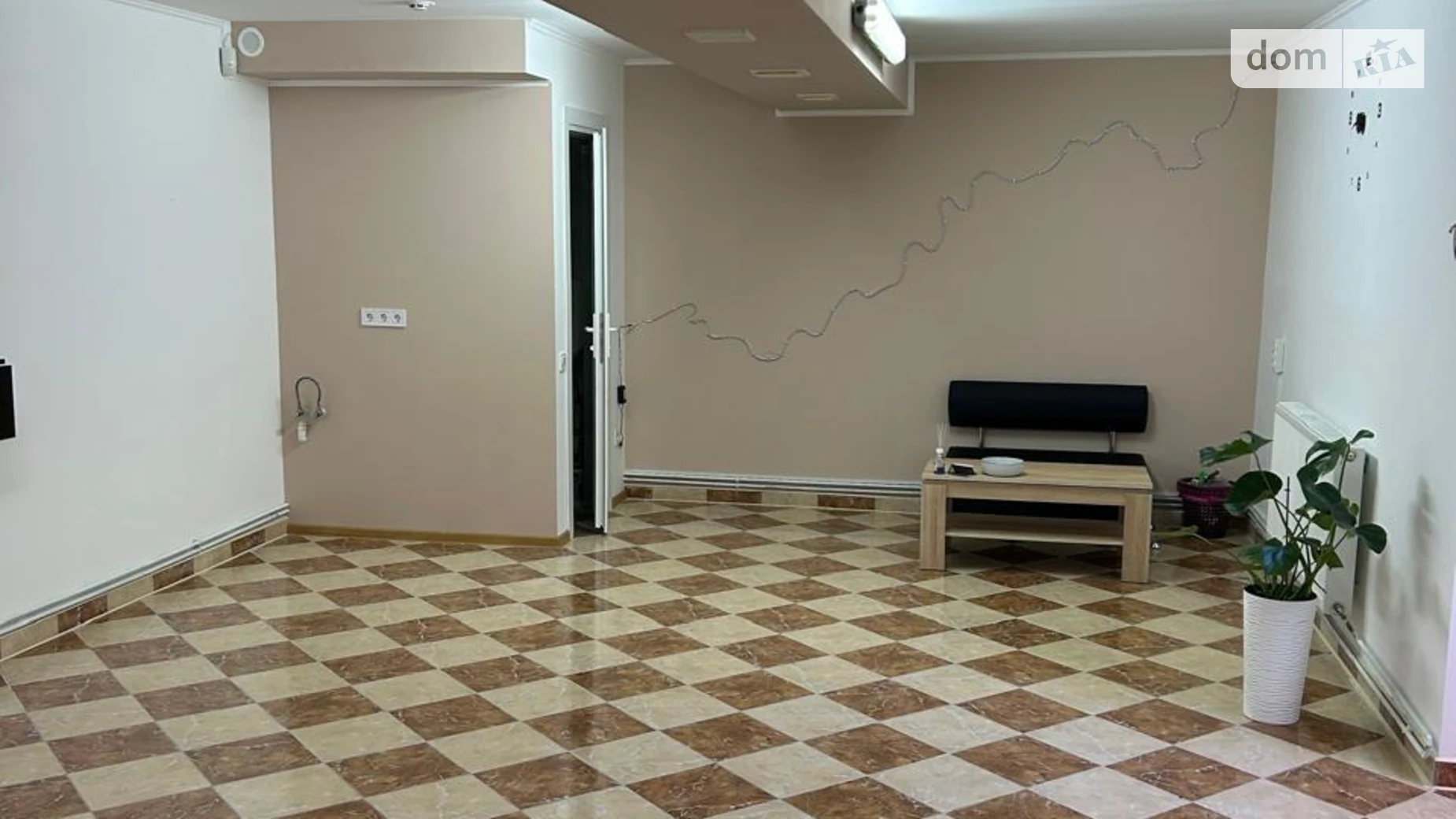 Продается помещения свободного назначения 42.4 кв. м в 5-этажном здании, цена: 28000 $ - фото 5